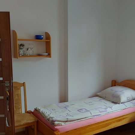 Pokoje Goscinne TOMASZ Miedzywodzie Esterno foto