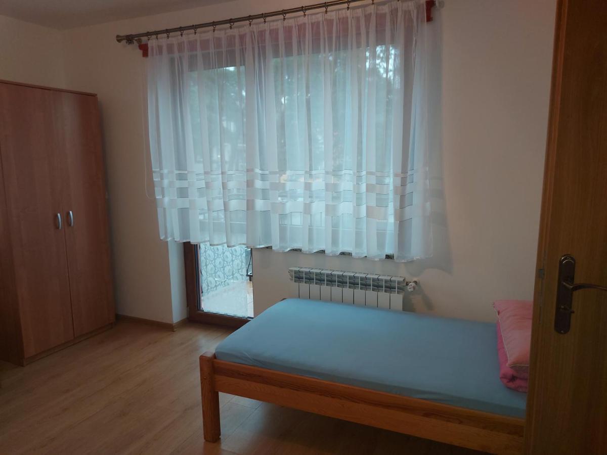 Pokoje Goscinne TOMASZ Miedzywodzie Esterno foto
