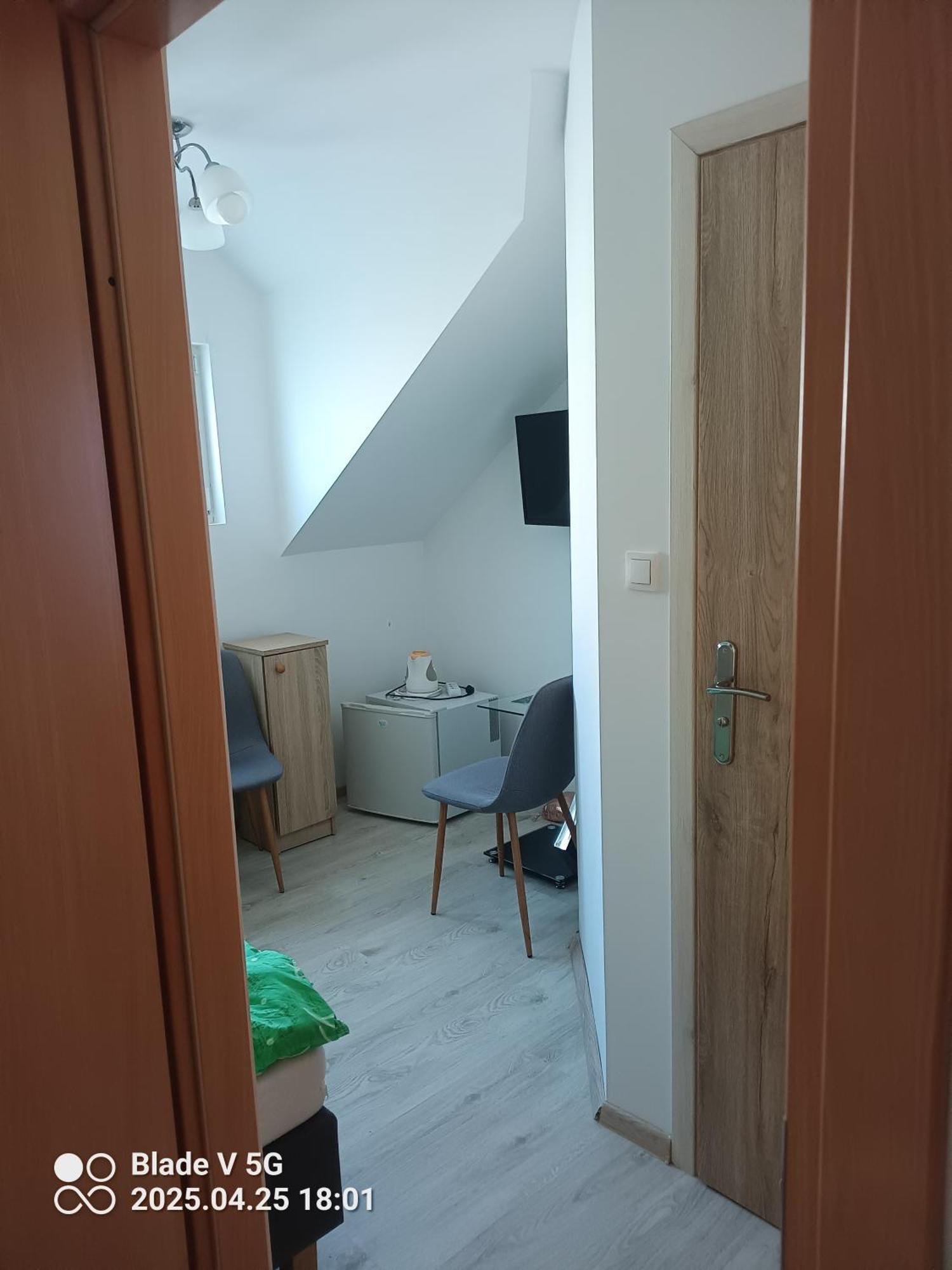 Pokoje Goscinne TOMASZ Miedzywodzie Esterno foto